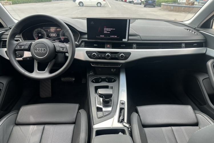 Used Audi A4L 2023 40 TFSI Luxury Dynamic Model Interior 3