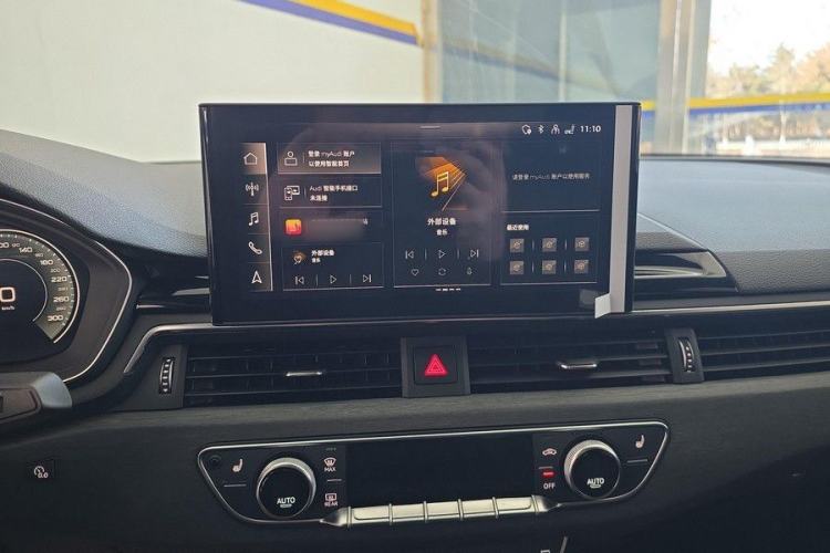 Used Audi A4L 2023 40 TFSI Luxury Dynamic Model Interior 3