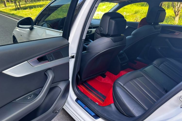 Used Audi A4L 2023 40 TFSI Fashion Dynamic Model Interior 5