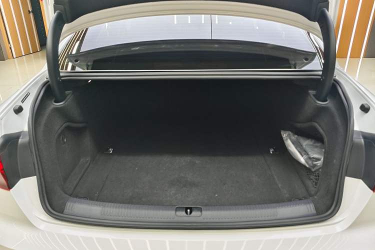 Used Audi A4L 2023 40 TFSI Fashion Dynamic Model Interior 7