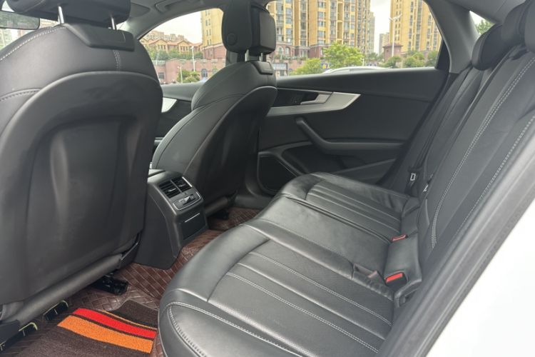 Used Audi A4L 2023 40 TFSI Fashion Dynamic Model Interior 7