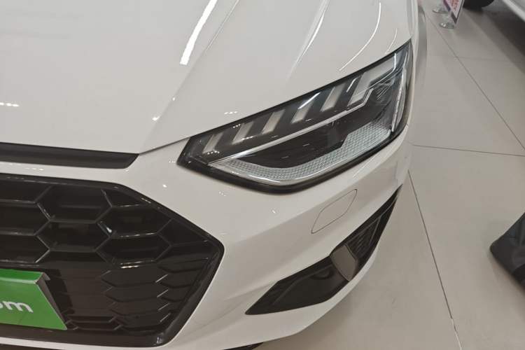 Used Audi A4L 2023 40 TFSI quattro Luxury Dynamic Edition Left Front Headlight
