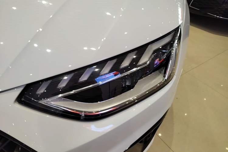 Used Audi A4L 2023 40 TFSI Luxury Dynamic Model Left Front Headlight
