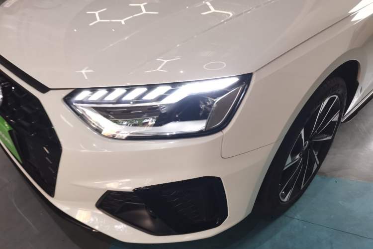 Used Audi A4L 2023 40 TFSI Luxury Dynamic Model Left Front Headlight