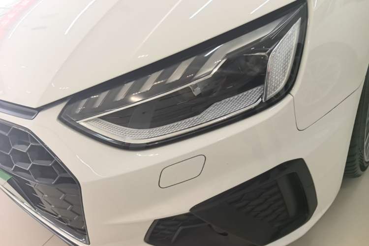 Used Audi A4L 2023 40 TFSI quattro Luxury Dynamic Edition Left Front Headlight