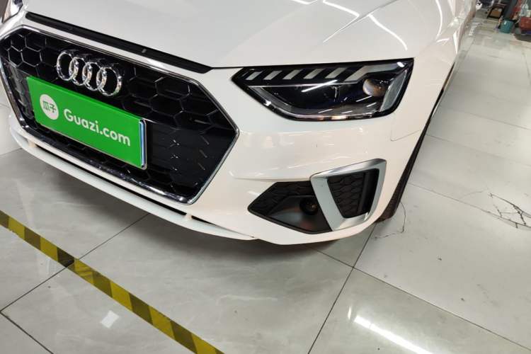 Used Audi A4L 2023 40 TFSI Fashion Dynamic Model Left Front Headlight