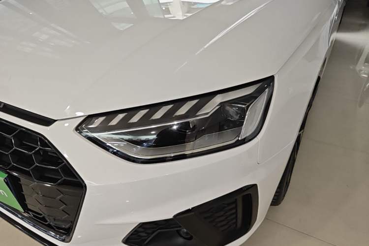 Used Audi A4L 2023 40 TFSI Luxury Dynamic Model Left Front Headlight