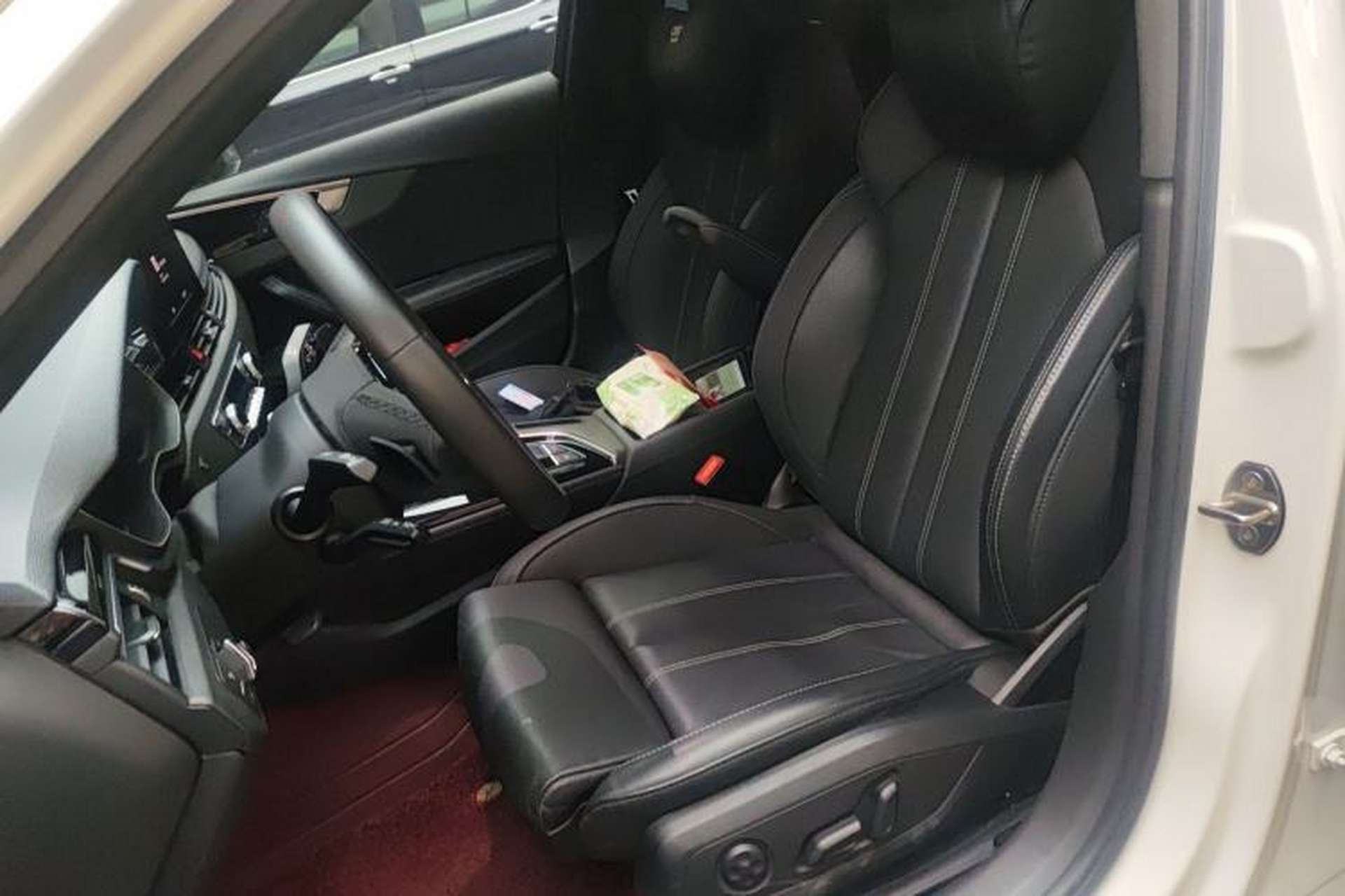 Used Audi A4L 2023 40 TFSI Luxury Dynamic Model Left Front Seat