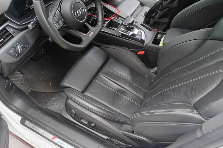 Used Audi A4L 2023 40 TFSI Luxury Dynamic Model Left Front Seat