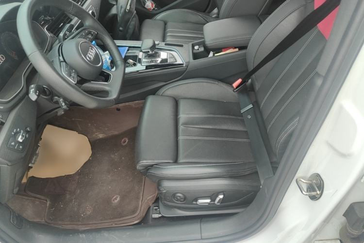 Used Audi A4L 2023 40 TFSI Luxury Dynamic Model Left Front Seat
