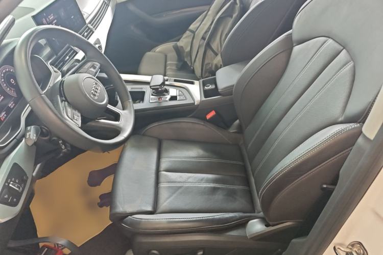 Used Audi A4L 2023 40 TFSI Fashion Dynamic Model Left Front Seat
