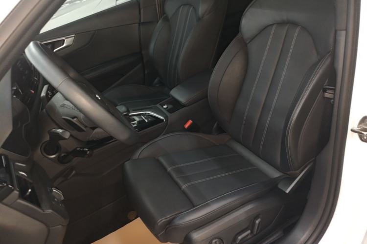 Used Audi A4L 2023 40 TFSI Luxury Dynamic Model Left Front Seat