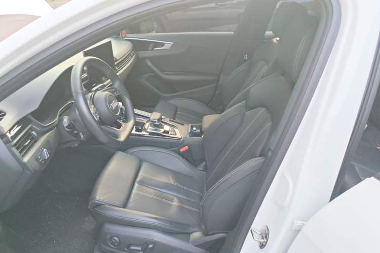 Used Audi A4L 2023 40 TFSI Luxury Dynamic Model Left Front Seat
