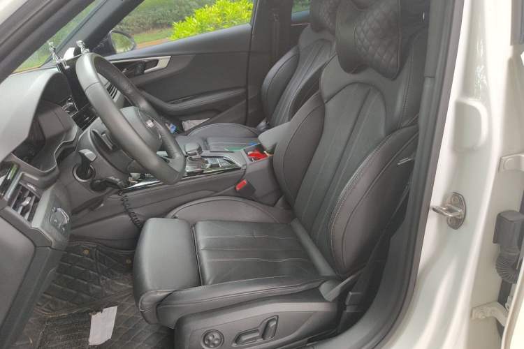 Used Audi A4L 2023 40 TFSI Luxury Dynamic Model Left Front Seat
