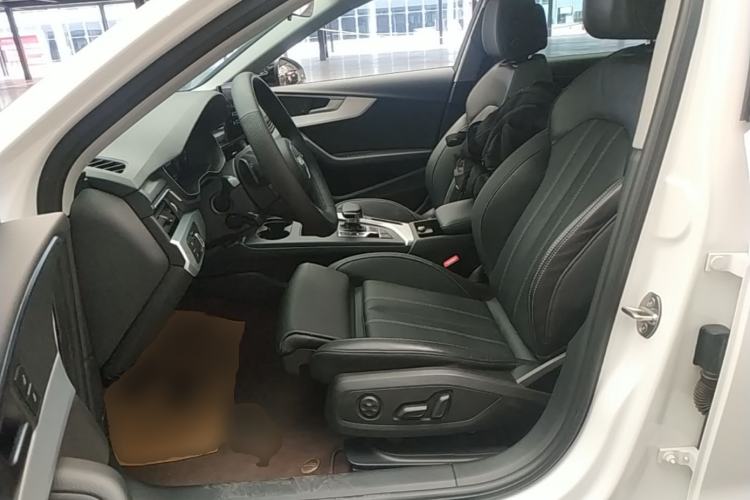 Used Audi A4L 2023 40 TFSI Fashion Dynamic Model Left Front Seat