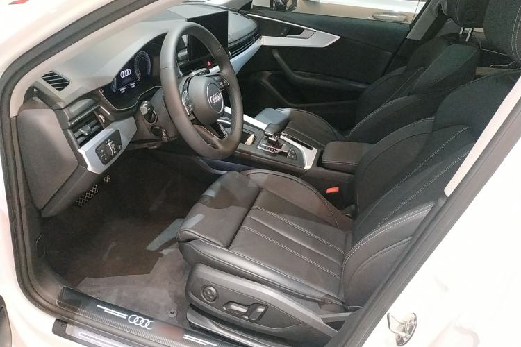 Used Audi A4L 2023 40 TFSI Fashion Dynamic Model Left Front Seat