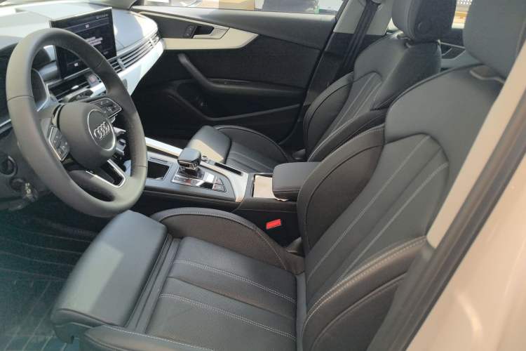 Used Audi A4L 2023 40 TFSI Fashion Dynamic Model Left Front Seat