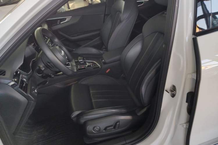 Used Audi A4L 2023 40 TFSI Luxury Dynamic Model Left Front Seat