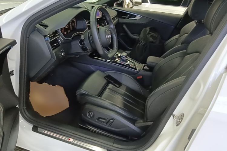 Used Audi A4L 2023 40 TFSI Luxury Dynamic Model Left Front Seat