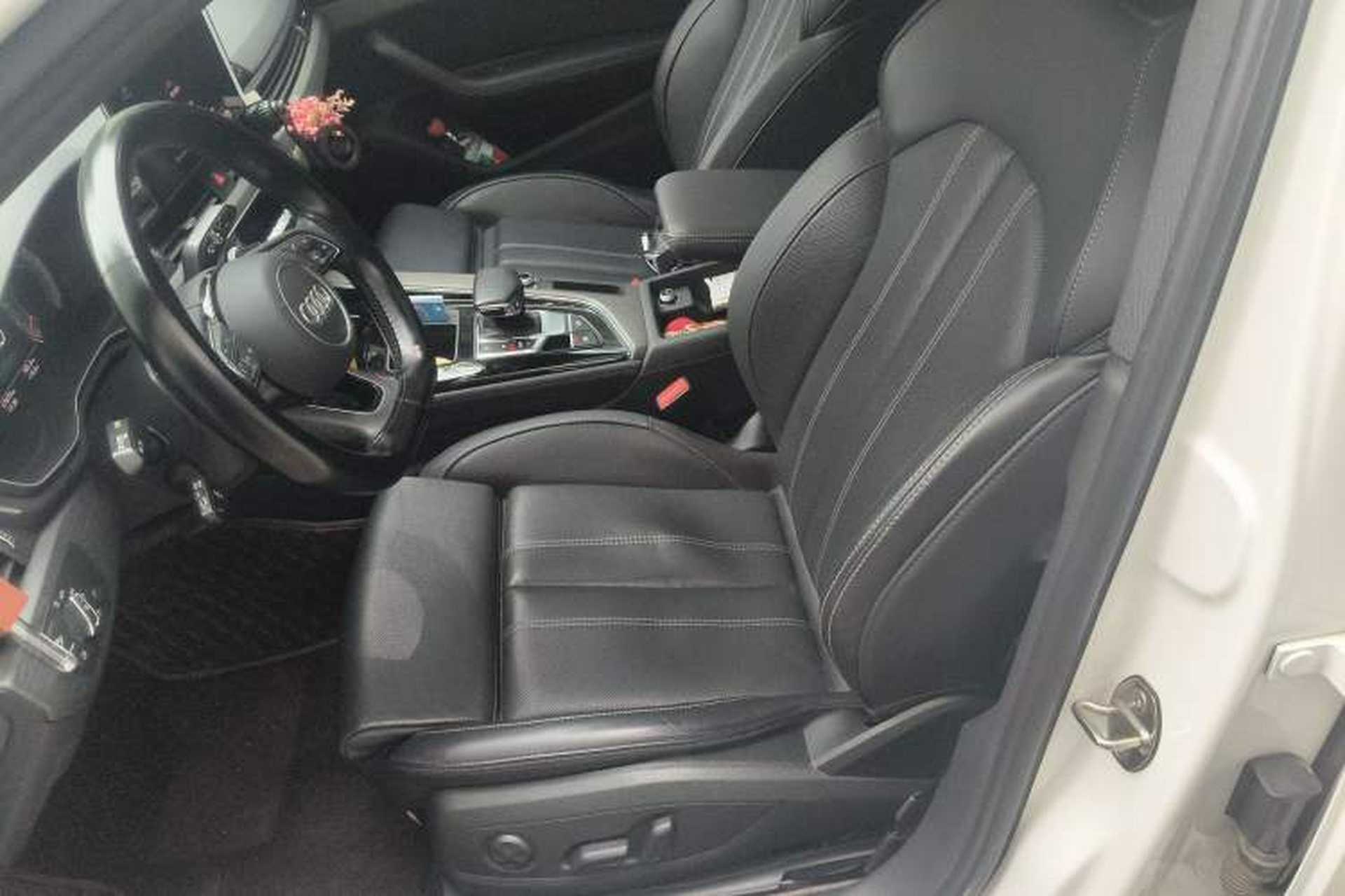 Used Audi A4L 2023 40 TFSI Luxury Dynamic Model Left Front Seat