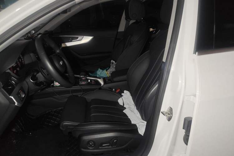 Used Audi A4L 2023 40 TFSI Fashion Dynamic Model Left Front Seat