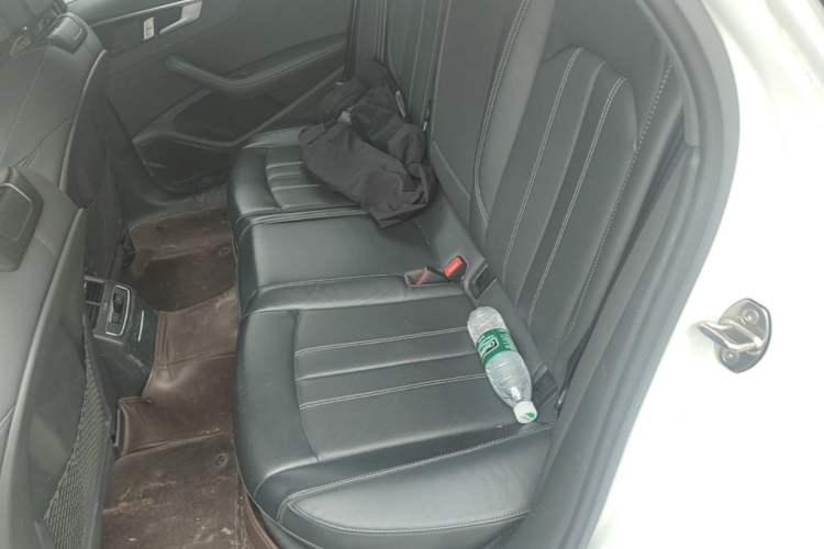 Used Audi A4L 2023 40 TFSI Luxury Dynamic Model Left Rear Seat