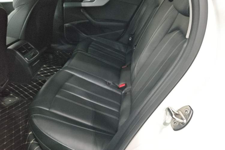 Used Audi A4L 2023 40 TFSI Fashion Dynamic Model Left Rear Seat