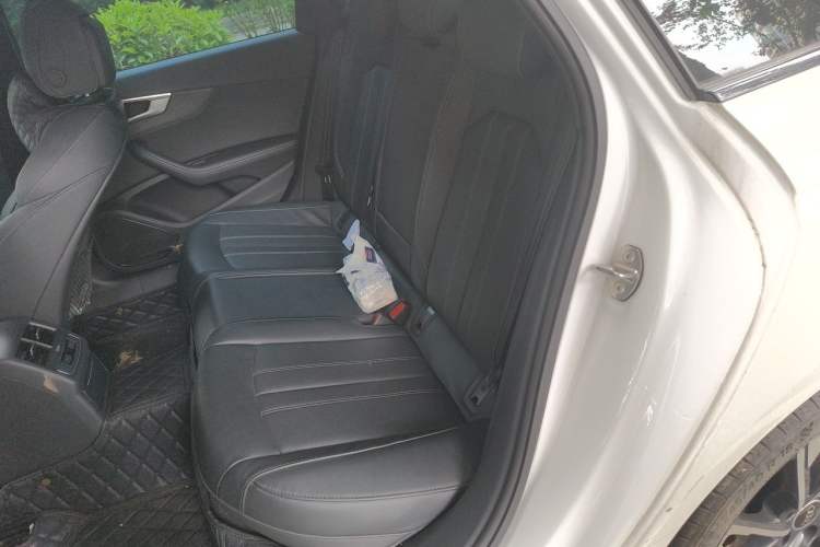Used Audi A4L 2023 40 TFSI Luxury Dynamic Model Left Rear Seat