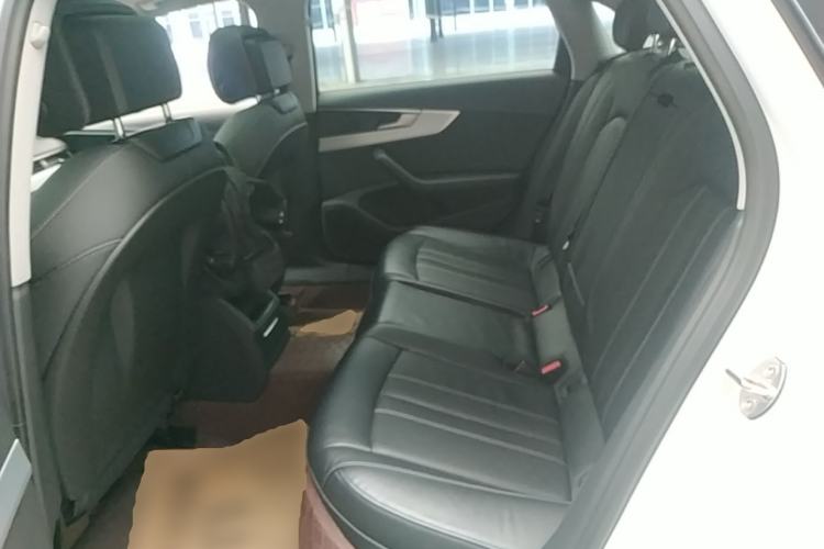 Used Audi A4L 2023 40 TFSI Fashion Dynamic Model Left Rear Seat