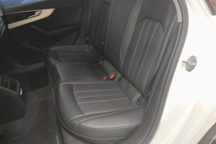 Used Audi A4L 2023 40 TFSI Fashion Dynamic Model Left Rear Seat