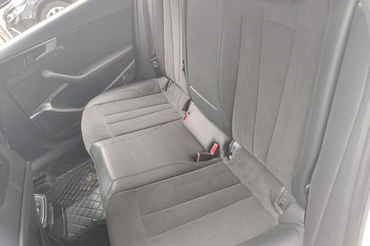 Used Audi A4L 2023 45 TFSI quattro Prestige Dynamic Edition Left Rear Seat