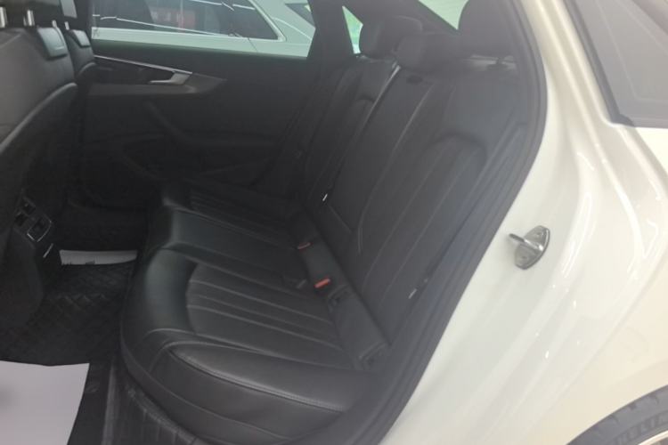 Used Audi A4L 2023 40 TFSI quattro Luxury Dynamic Edition Left Rear Seat