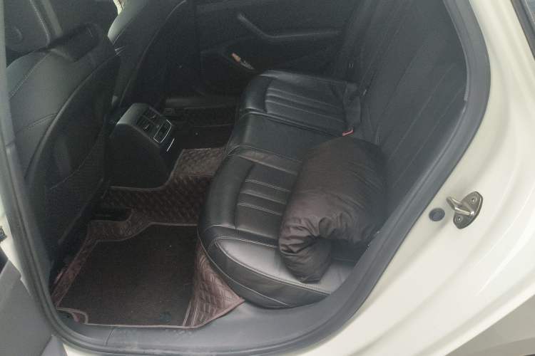 Used Audi A4L 2023 40 TFSI Luxury Dynamic Model Left Rear Seat