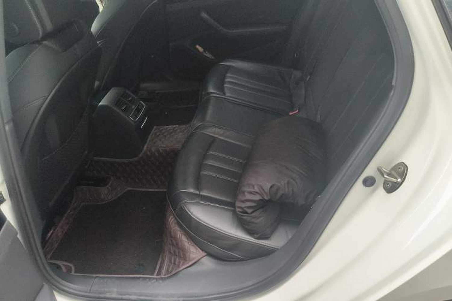 Used Audi A4L 2023 40 TFSI Luxury Dynamic Model Left Rear Seat