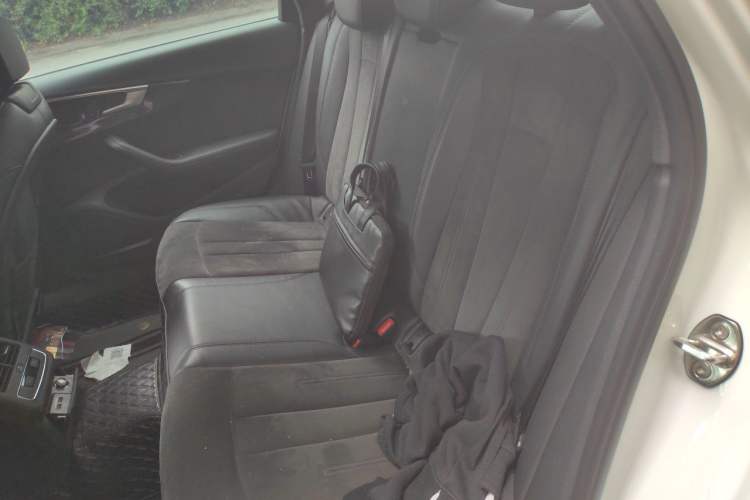 Used Audi A4L 2023 45 TFSI quattro Prestige Dynamic Edition Left Rear Seat