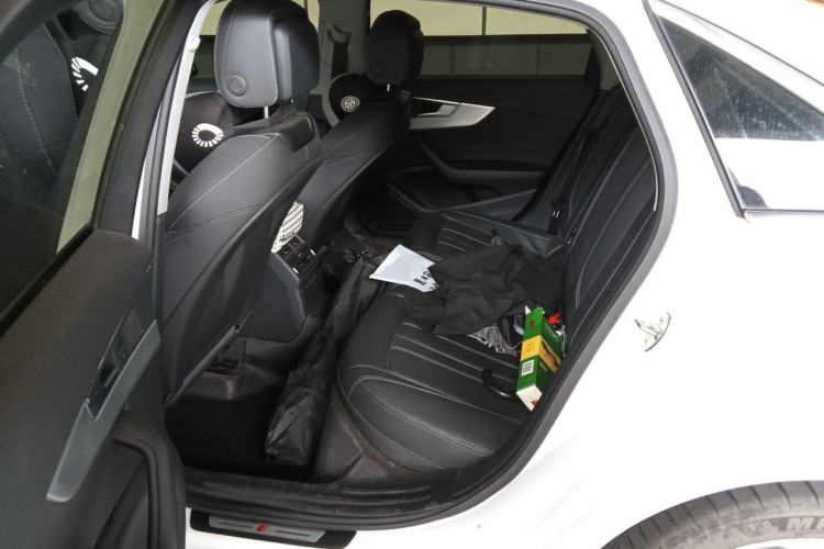 Used Audi A4L 2023 40 TFSI Fashion Dynamic Model Left Rear Seat