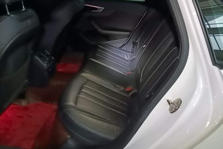 Used Audi A4L 2023 40 TFSI Luxury Dynamic Model Left Rear Seat