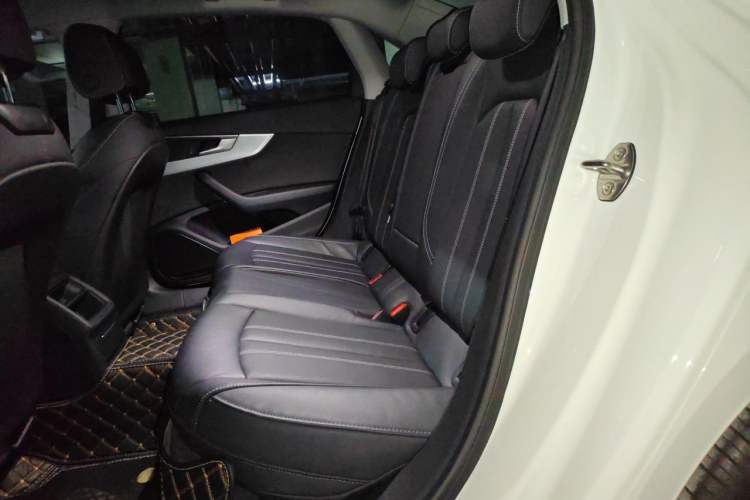 Used Audi A4L 2023 40 TFSI Fashion Dynamic Model Left Rear Seat