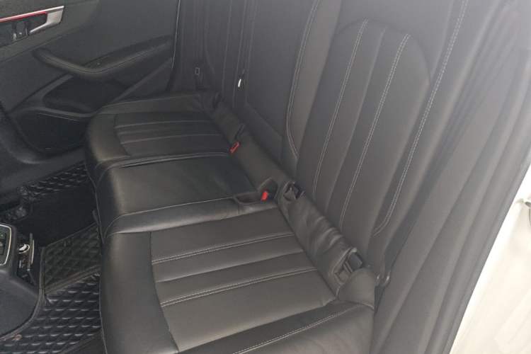 Used Audi A4L 2023 40 TFSI Luxury Dynamic Model Left Rear Seat
