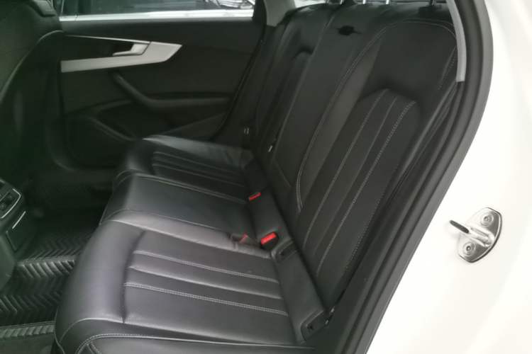 Used Audi A4L 2023 40 TFSI Fashion Dynamic Model Left Rear Seat
