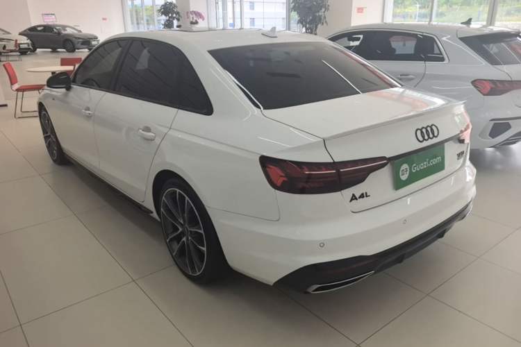 Used Audi A4L 2023 40 TFSI quattro Luxury Dynamic Edition Rear Left 45 Deg