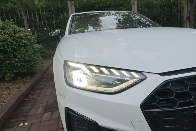 Used Audi A4L 2023 40 TFSI Luxury Dynamic Model Right Front Headlight