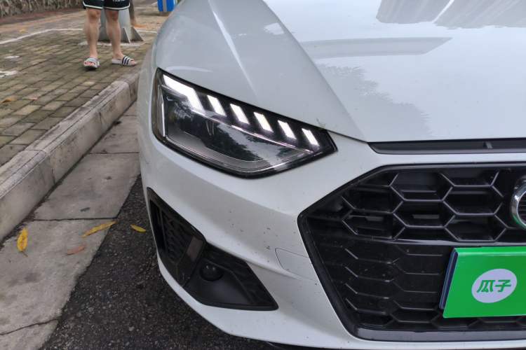 Used Audi A4L 2023 40 TFSI Luxury Dynamic Model Right Front Headlight