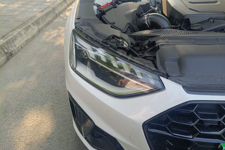 Used Audi A4L 2023 40 TFSI Luxury Dynamic Model Right Front Headlight