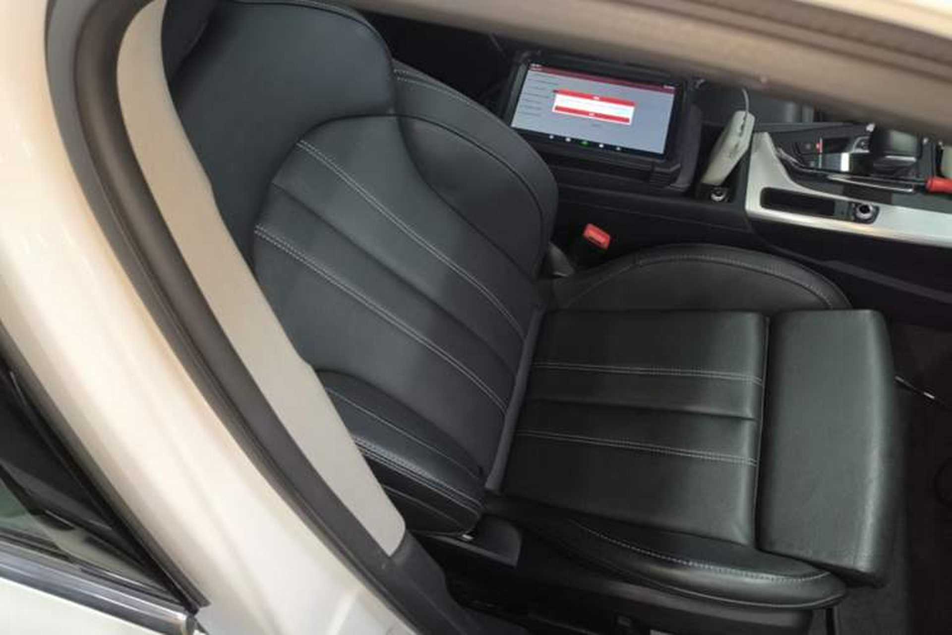 Used Audi A4L 2023 40 TFSI Fashion Dynamic Model Right Front Seat
