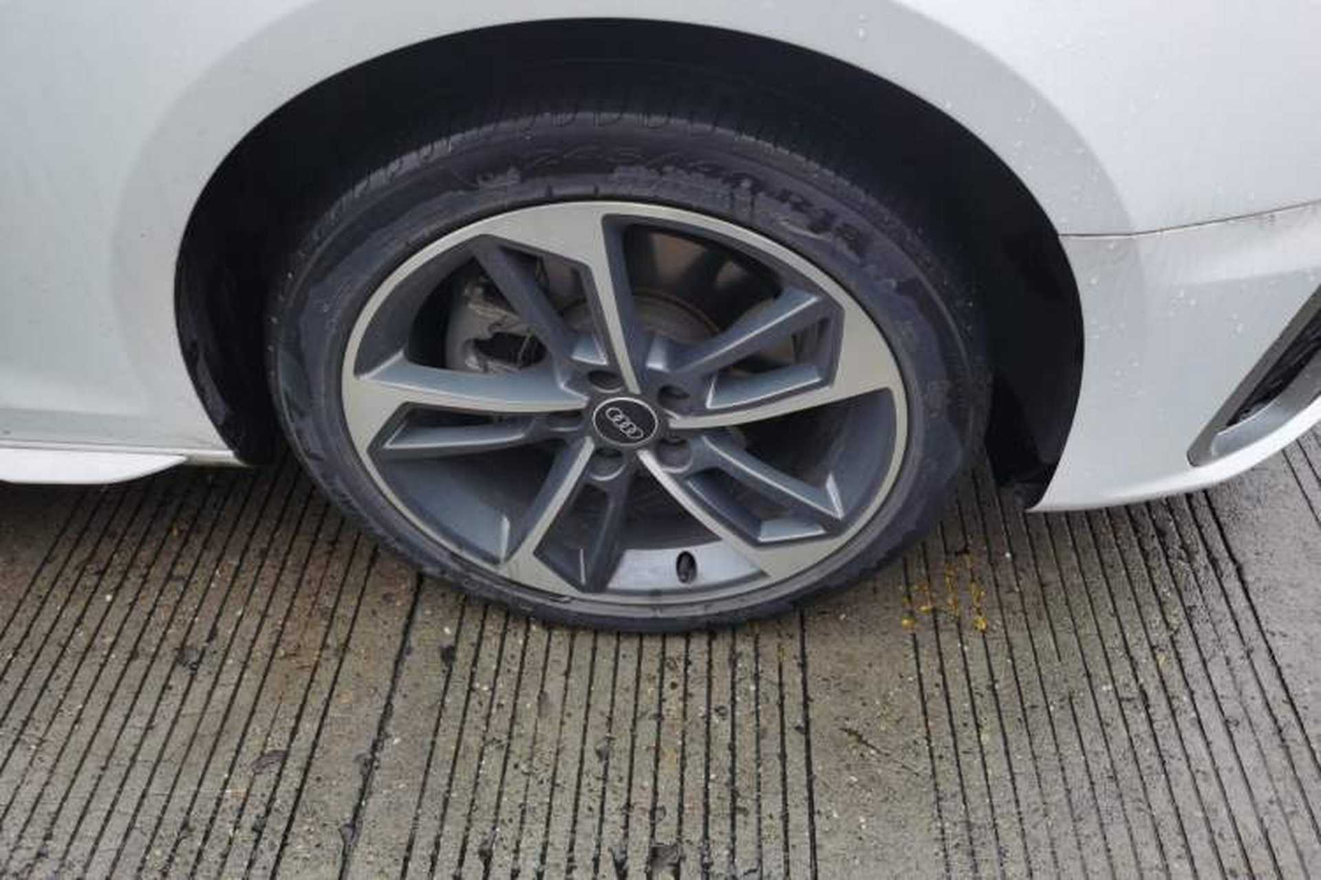 Used Audi A4L 2023 40 TFSI Fashion Dynamic Model Right Front Wheel Hub