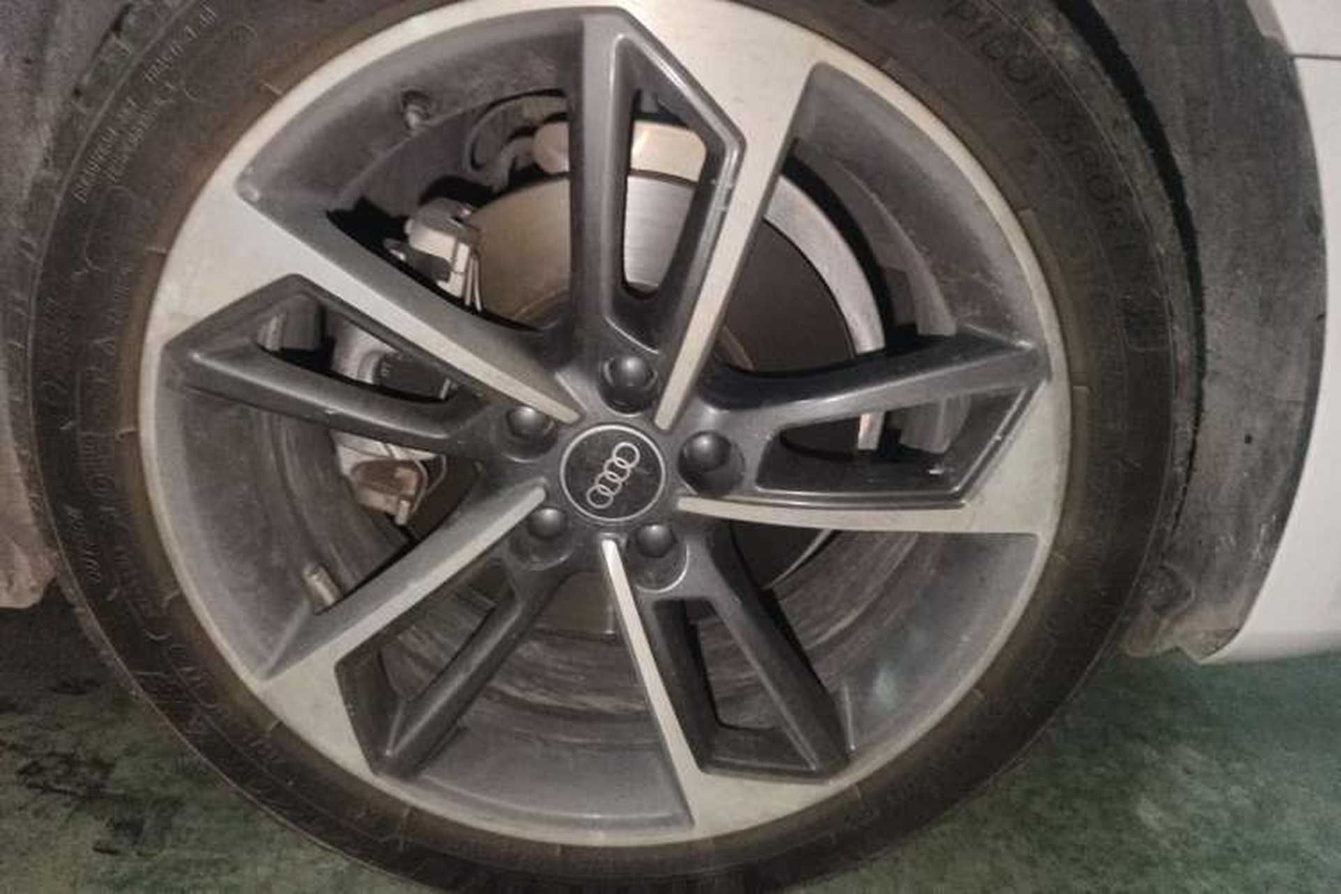 Used Audi A4L 2023 40 TFSI Fashion Dynamic Model Right Front Wheel Hub