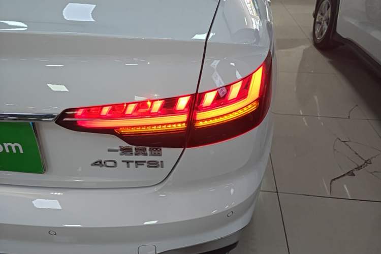 Used Audi A4L 2023 40 TFSI Fashion Dynamic Model Right Rear Taillight
