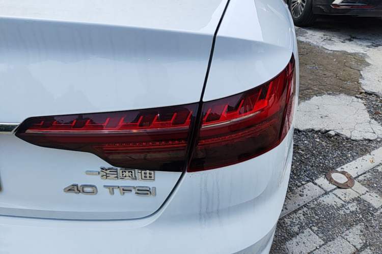 Used Audi A4L 2023 40 TFSI Fashion Dynamic Model Right Rear Taillight