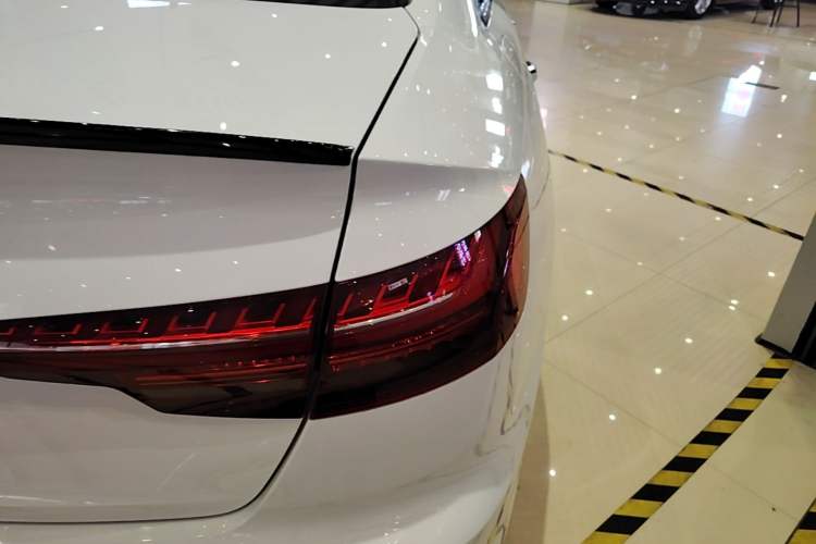 Used Audi A4L 2023 40 TFSI Luxury Dynamic Model Right Rear Taillight